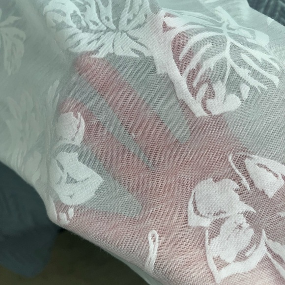 Sheer Leaf Print White Shirt - Picture 4 of 4